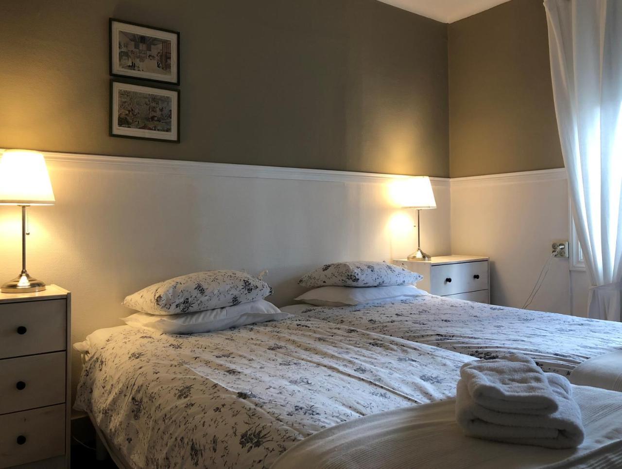 Åsbro Hotel Perolofgarden מראה חיצוני תמונה